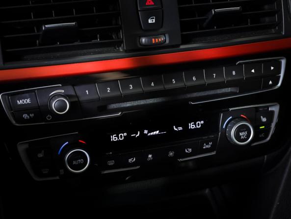 BMW 3 серии VI (F3x) Рестайлинг с пробегом 2016 года, цена 2 790 000 рублей, 104000 км, седан, Автокод Объявления