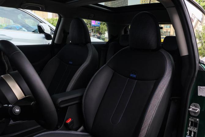 Mini Hatch IV (F65/F66/J01) с пробегом 2024 года, цена 4 080 000 рублей, 10180 км, хэтчбек, Автокод Объявления