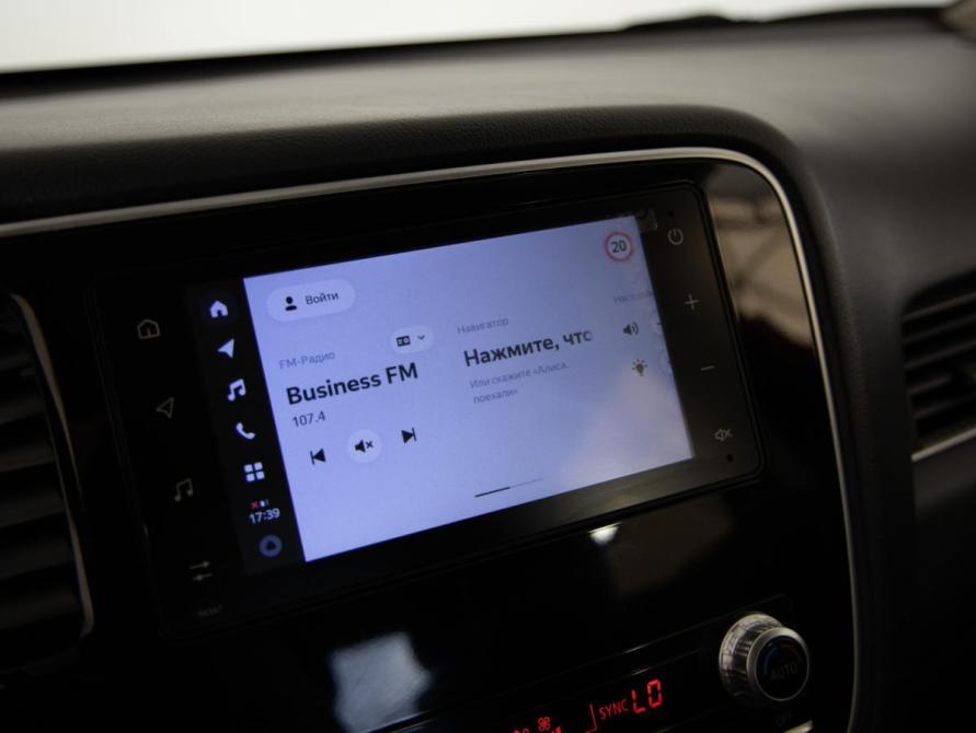 Mitsubishi Outlander III Рестайлинг 3 Санкт-Петербург  - изображение 17