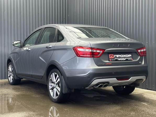 Lada (ВАЗ) Vesta I с пробегом 2018 года, цена 1 097 000 рублей, 83507 км, седан, Автокод Объявления