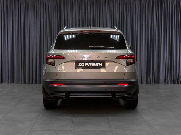 Skoda Karoq I с пробегом 2021 года, цена 2 469 000 рублей, 108834 км, внедорожник, Автокод Объявления