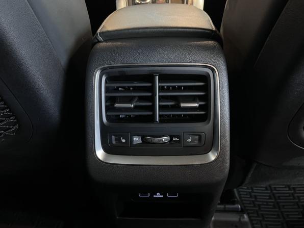 Geely Atlas Pro с пробегом 2021 года, цена 2 070 000 рублей, 97313 км, внедорожник, Автокод Объявления