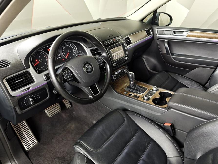 Volkswagen Touareg II Рестайлинг Москва  - изображение 19