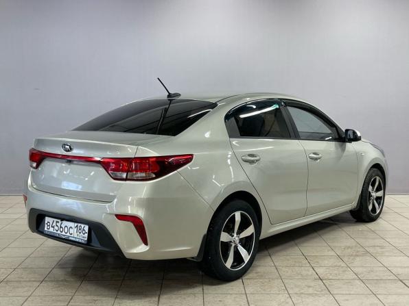 Kia Rio IV с пробегом 2018 года, цена 1 230 000 рублей, 181696 км, седан, Автокод Объявления