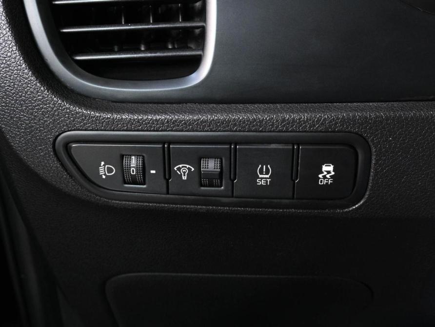 Kia Rio IV Ростов-на-Дону  - изображение 16