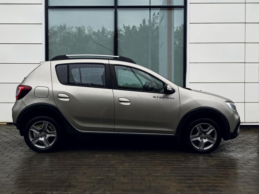 Renault Sandero II Рестайлинг Екатеринбург  - изображение 6