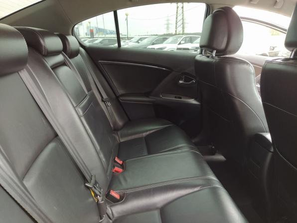 Toyota Avensis III с пробегом 2010 года, цена 1 080 000 рублей, 232000 км, седан, Автокод Объявления