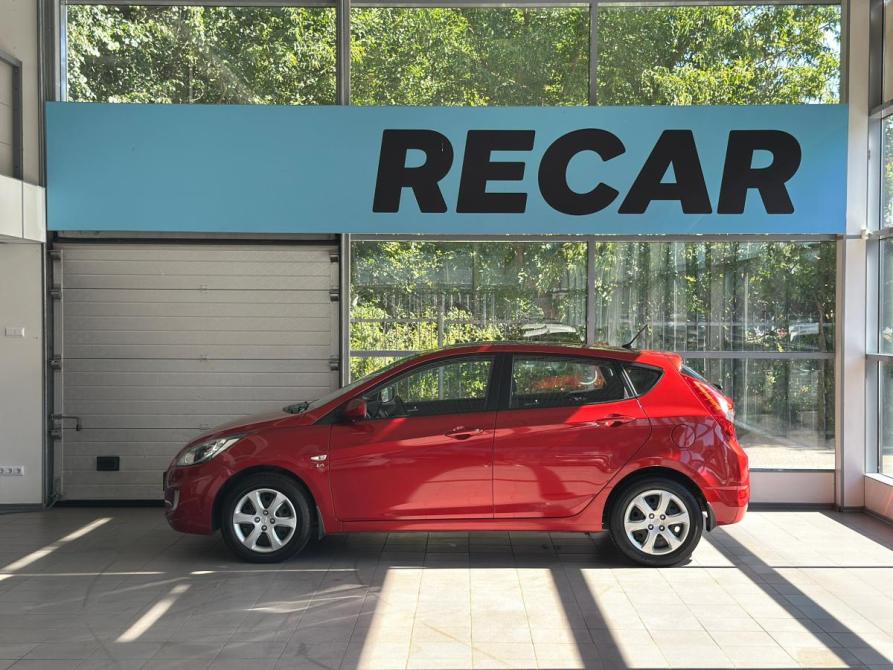 Hyundai Solaris I Санкт-Петербург  - изображение 2