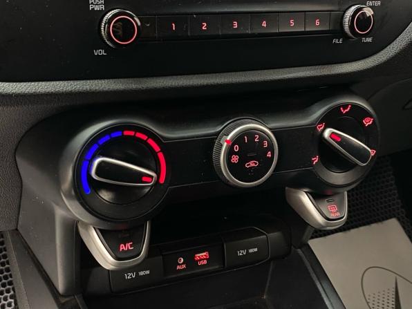 Kia Rio IV с пробегом 2018 года, цена 1 400 000 рублей, 120439 км, хэтчбек, Автокод Объявления