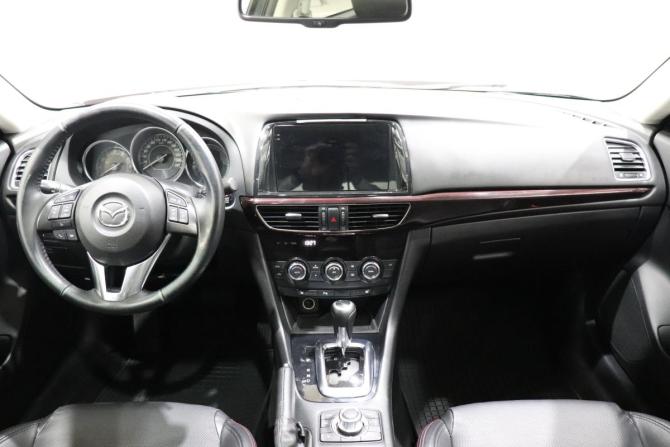 Mazda 6 III (GJ) с пробегом 2013 года, цена 1 300 000 рублей, 112204 км, седан, Автокод Объявления