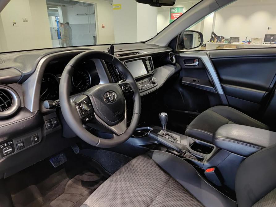 Toyota RAV4 IV (XA40) Рестайлинг Казань  - изображение 20