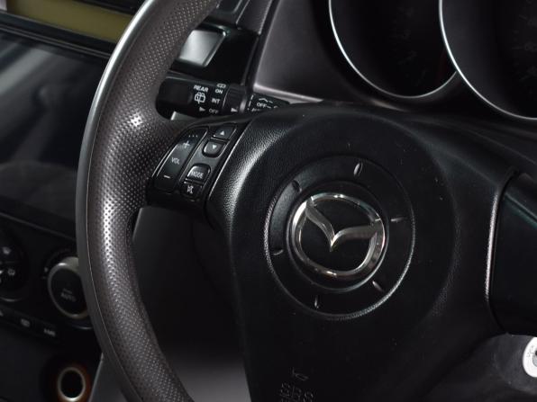 Mazda Axela I с пробегом 2004 года, цена 595 995 рублей, 276698 км, хэтчбек, Автокод Объявления