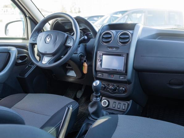 Renault Duster I Рестайлинг с пробегом 2018 года, цена 1 099 000 рублей, 278930 км, внедорожник, Автокод Объявления