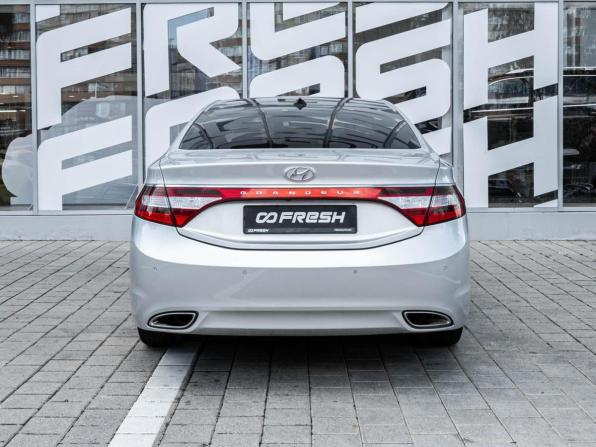 Hyundai Grandeur V с пробегом 2013 года, цена 1 143 900 рублей, 215647 км, седан, Автокод Объявления