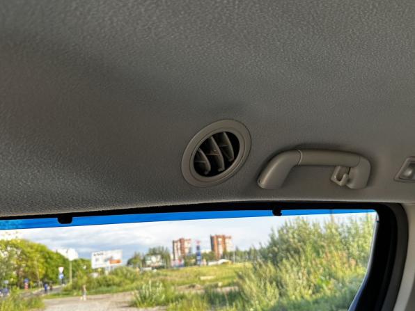 Toyota Sienna III с пробегом 2010 года, цена 2 050 000 рублей, 228619 км, минивэн, Автокод Объявления