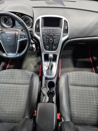 Opel Astra J Рестайлинг с пробегом 2014 года, цена 884 000 рублей, 165084 км, хэтчбек, Автокод Объявления