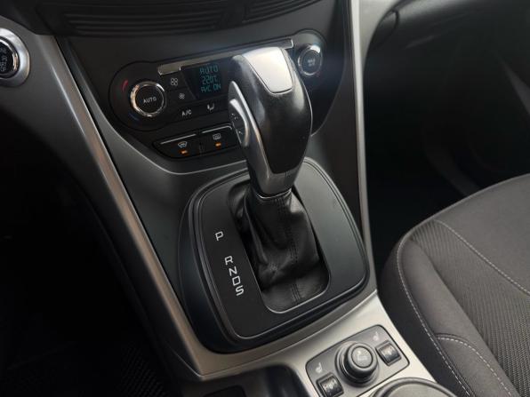 Ford Kuga II с пробегом 2015 года, цена 1 190 000 рублей, 185634 км, внедорожник, Автокод Объявления