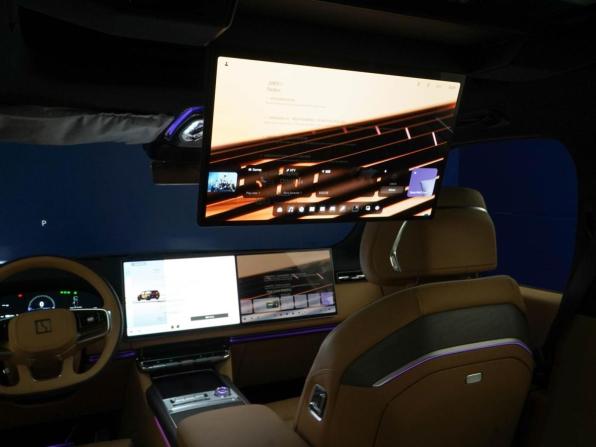 Zeekr 9X с пробегом 2025 года, цена 10 650 046 рублей, 31 км, внедорожник, Автокод Объявления