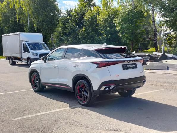 Omoda C5 I с пробегом 2023 года, цена 1 790 000 рублей, 59790 км, внедорожник, Автокод Объявления
