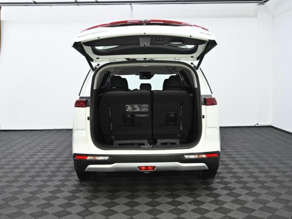Kia Carnival IV с пробегом 2021 года, цена 3 049 000 рублей, 131000 км, минивэн, Автокод Объявления