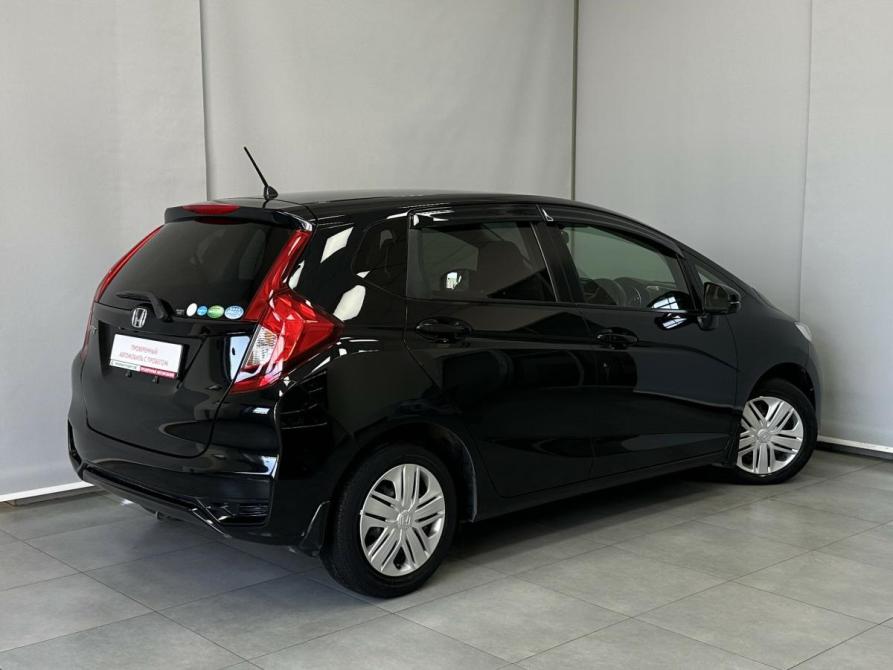 Honda Fit III Рестайлинг Красноярск  - изображение 3