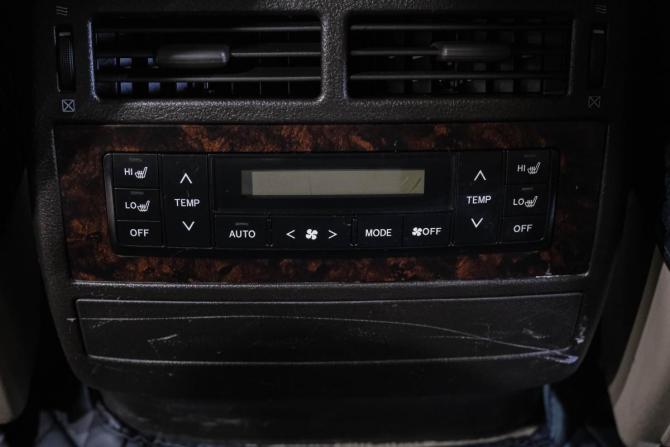 Toyota Land Cruiser 200 Series с пробегом 2009 года, цена 2 949 000 рублей, 357000 км, внедорожник, Автокод Объявления
