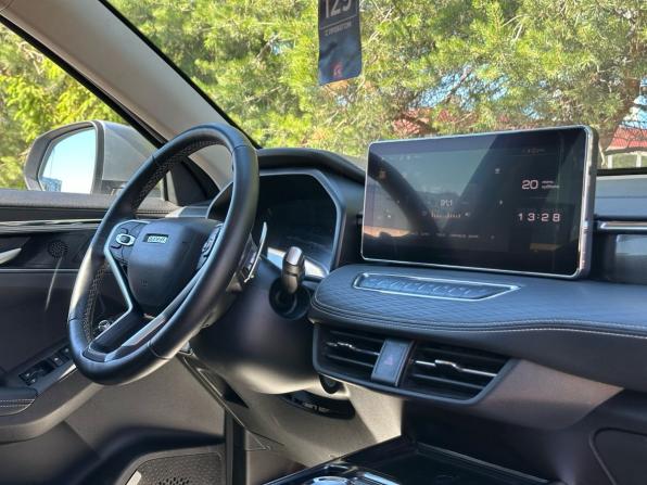 Haval Jolion I с пробегом 2023 года, цена 1 989 000 рублей, 63742 км, внедорожник, Автокод Объявления