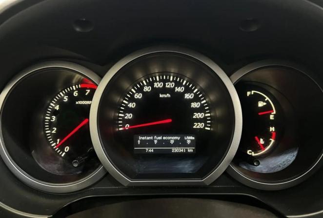 Suzuki Grand Vitara II Рестайлинг с пробегом 2008 года, цена 990 000 рублей, 230341 км, внедорожник, Автокод Объявления