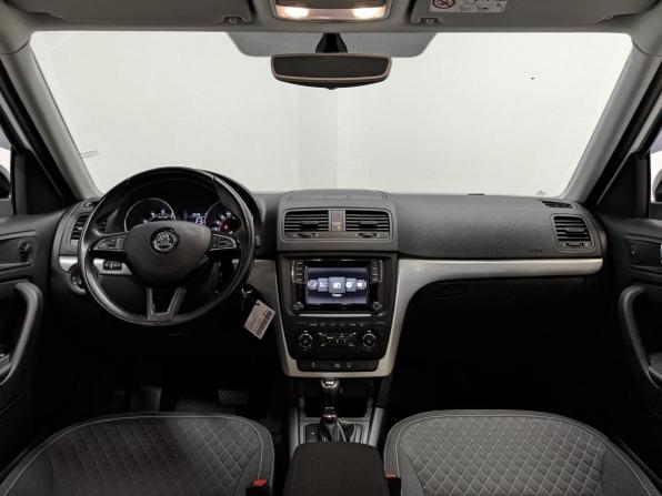 Skoda Yeti I Рестайлинг с пробегом 2016 года, цена 1 695 000 рублей, 79000 км, внедорожник, Автокод Объявления