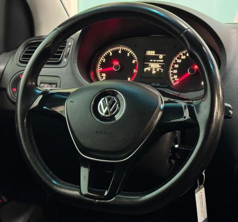 Volkswagen Polo V Рестайлинг с пробегом 2017 года, цена 780 000 рублей, 178450 км, седан, Автокод Объявления