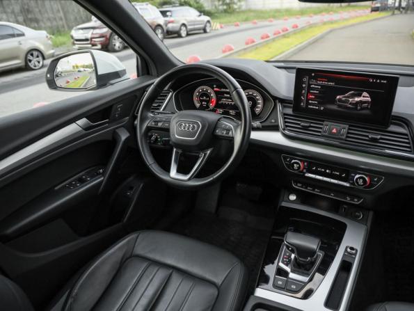 Audi Q5 II (FY) Рестайлинг с пробегом 2021 года, цена 4 742 100 рублей, 12122 км, внедорожник, Автокод Объявления
