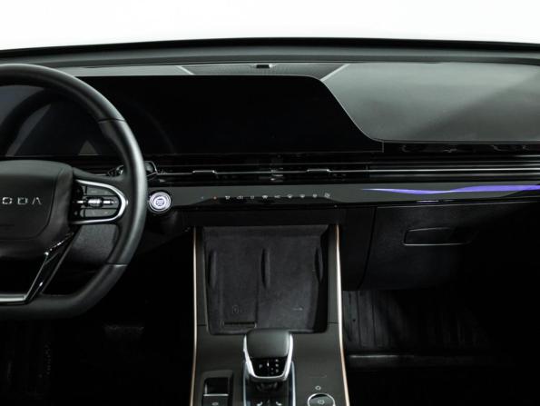 Omoda C5 I Рестайлинг с пробегом 2024 года, цена 1 939 700 рублей, 4900 км, внедорожник, Автокод Объявления