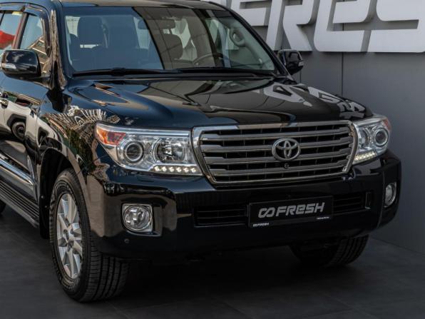 Toyota Land Cruiser 200 Series Рестайлинг 1 с пробегом 2012 года, цена 3 550 000 рублей, 133536 км, внедорожник, Автокод Объявления