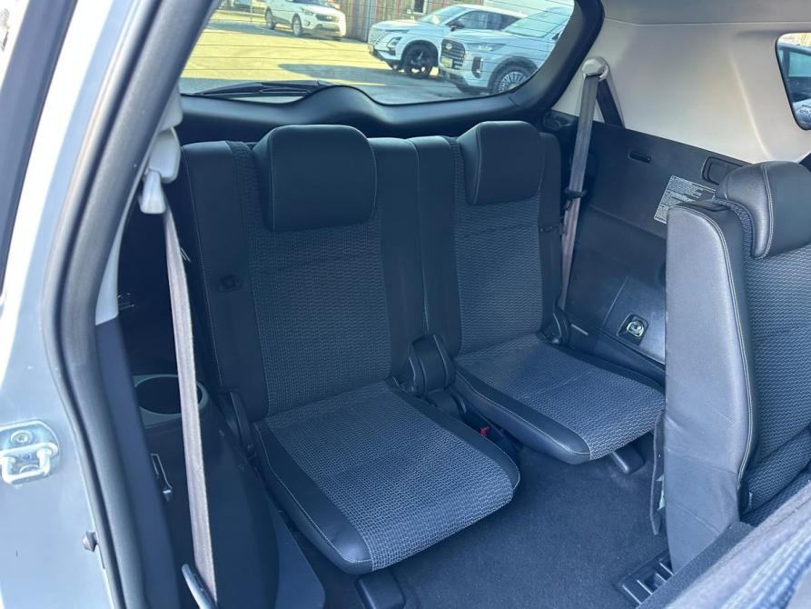 Toyota Verso I Екатеринбург  - изображение 9