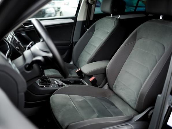 Volkswagen Tiguan II с пробегом 2018 года, цена 3 299 000 рублей, 126300 км, внедорожник, Автокод Объявления