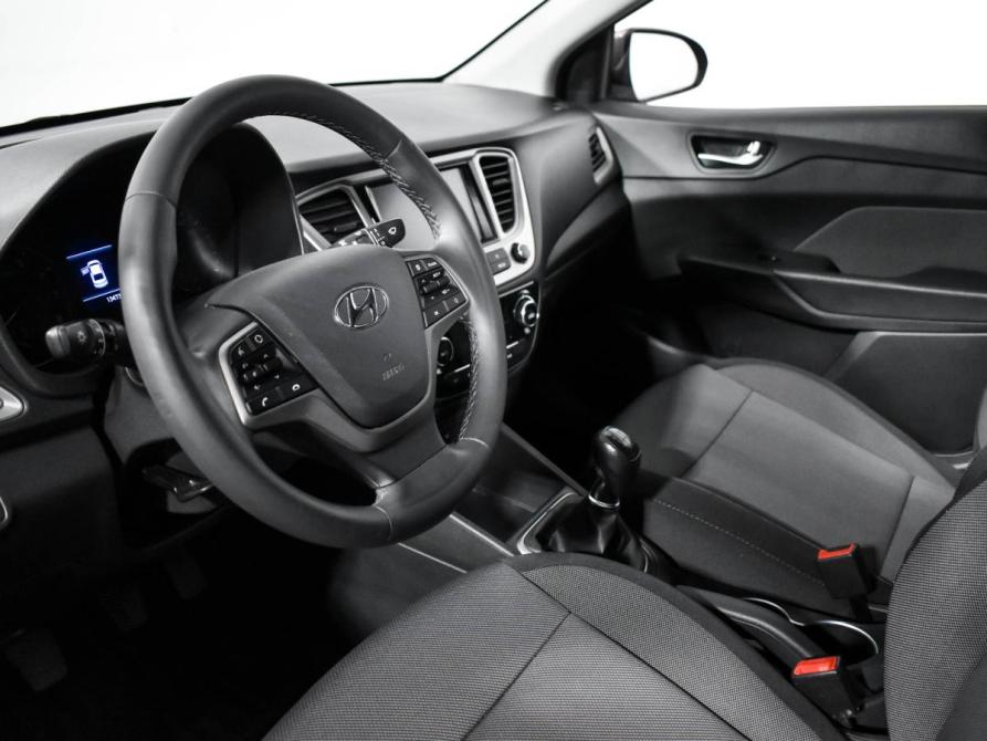 Hyundai Solaris II Санкт-Петербург  - изображение 9