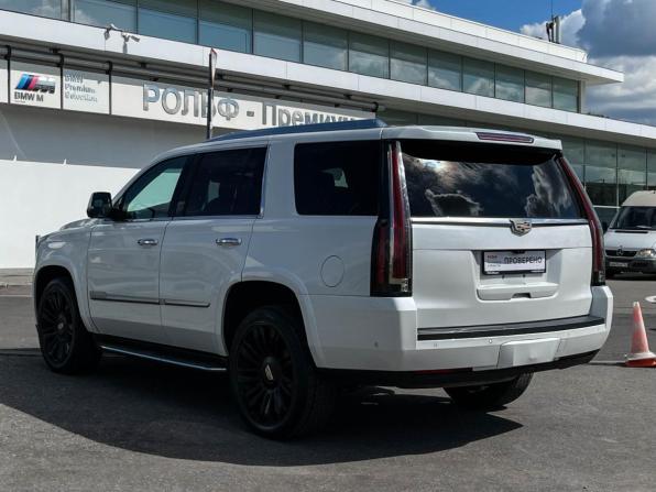 Cadillac Escalade IV с пробегом 2018 года, цена 4 599 000 рублей, 163807 км, внедорожник, Автокод Объявления
