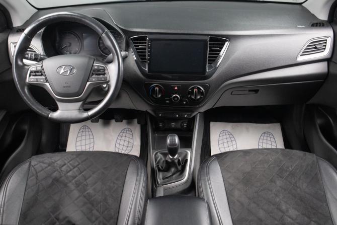 Hyundai Solaris II с пробегом 2019 года, цена 1 579 000 рублей, 42000 км, седан, Автокод Объявления