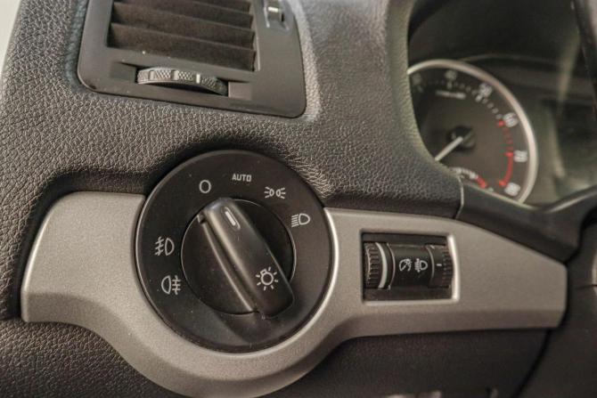 Skoda Octavia II (A5) Рестайлинг с пробегом 2012 года, цена 659 000 рублей, 204200 км, лифтбек, Автокод Объявления