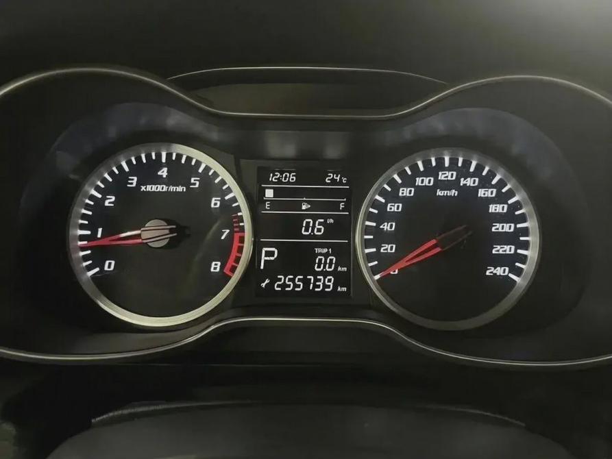 FAW Besturn X40 I Набережные Челны  - изображение 16