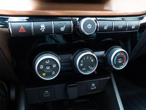 Lada (ВАЗ) Vesta I Рестайлинг (NG) с пробегом 2024 года, цена 2 050 000 рублей, 2069 км, универсал, Автокод Объявления