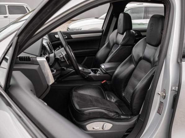 Porsche Cayenne II (958) с пробегом 2012 года, цена 2 150 000 рублей, 230355 км, внедорожник, Автокод Объявления