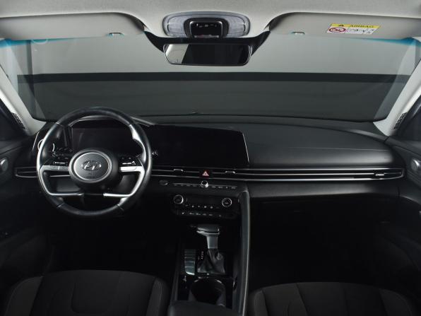 Hyundai Elantra VII (CN7) с пробегом 2021 года, цена 2 249 995 рублей, 51147 км, седан, Автокод Объявления