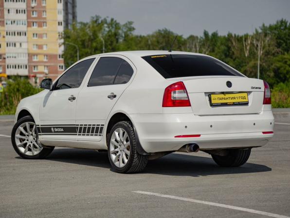 Skoda Octavia II (A5) Рестайлинг с пробегом 2013 года, цена 530 000 рублей, 531000 км, лифтбек, Автокод Объявления