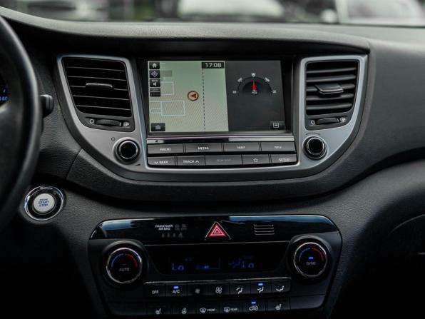Hyundai Tucson III с пробегом 2018 года, цена 1 850 000 рублей, 105475 км, внедорожник, Автокод Объявления