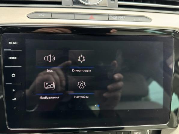 Volkswagen Passat B8 с пробегом 2018 года, цена 1 899 000 рублей, 206018 км, седан, Автокод Объявления