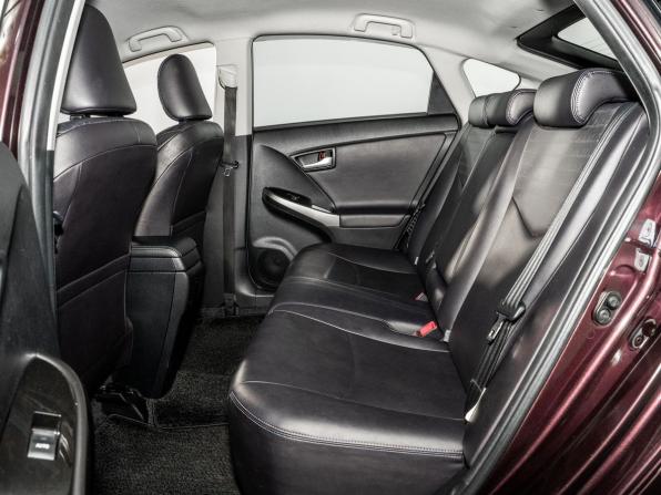 Toyota Prius III Рестайлинг (XW30) с пробегом 2014 года, цена 1 250 500 рублей, 180900 км, лифтбек, Автокод Объявления