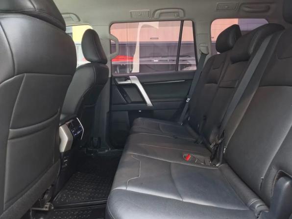 Toyota Land Cruiser Prado 150 Series Рестайлинг 3 с пробегом 2020 года, цена 6 300 000 рублей, 113550 км, внедорожник, Автокод Объявления