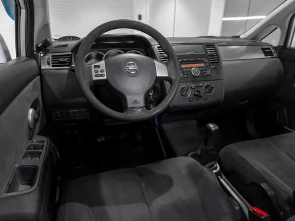 Nissan Tiida I с пробегом 2008 года, цена 595 000 рублей, 166414 км, хэтчбек, Автокод Объявления