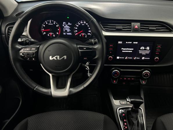 Kia Rio IV Рестайлинг с пробегом 2021 года, цена 1 550 000 рублей, 106000 км, седан, Автокод Объявления